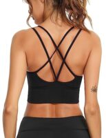 Sportjacke für Damen in Schwarz, ideal für Fitness und Training.