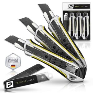 Verschiedene Arbeitsmesser auf einem Tisch angeordnet.