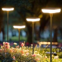 Solar Gartenleuchten im Außenbereich zur dekorativen Beleuchtung.