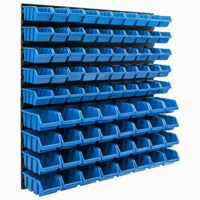 Verschiedene Werkstattregale für optimale Lagerung und Organisation.
